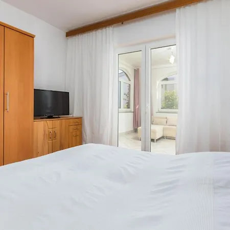 3 Bedroom Awesome In